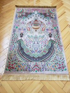 Muslim prayer rugs 