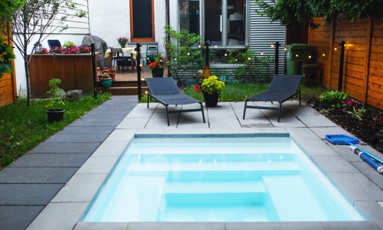 small backyard plunge pool